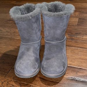 UGG bailey bow kids